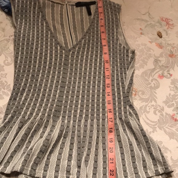 BCBG Max Azria XS zip back tank - Picture 5 of 6